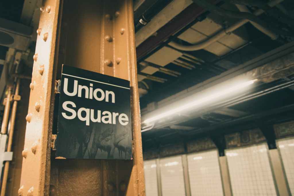 union square signage